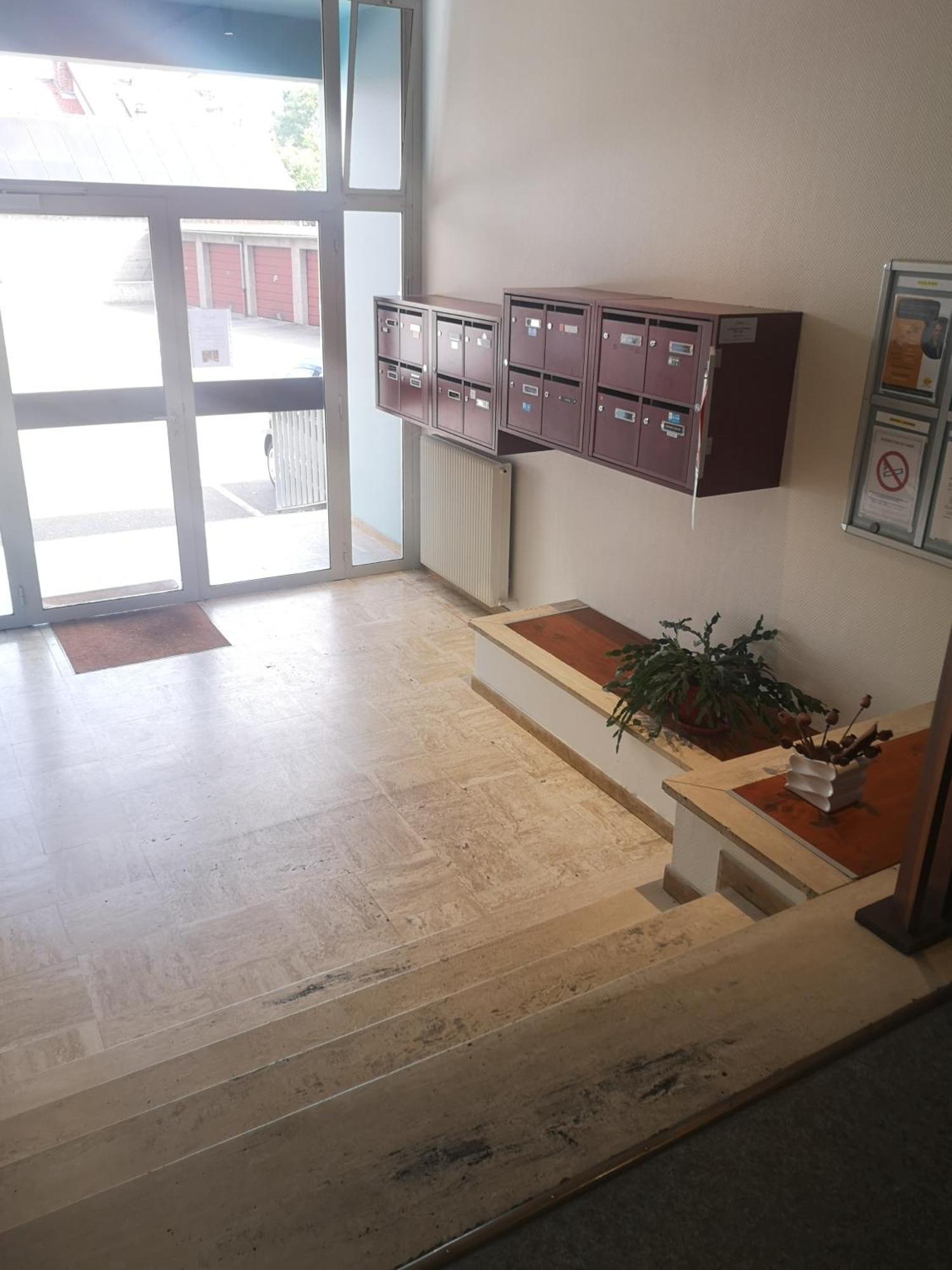 Bel Appartement, Grand Balcon Et Parking Prive سليستا المظهر الخارجي الصورة